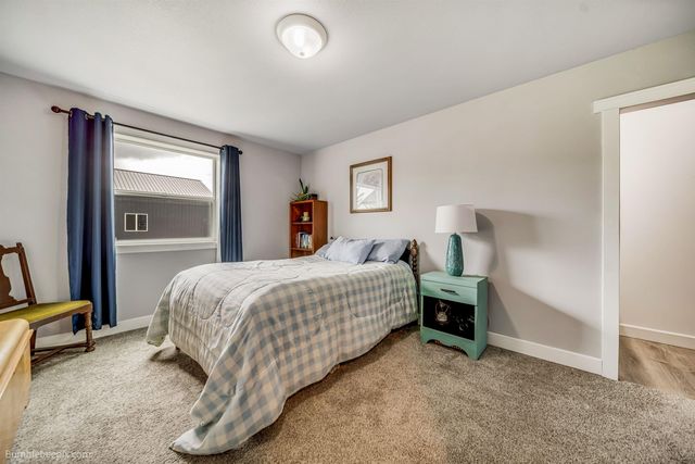 21407 N Spotted Rd, Deer Park, WA 99006