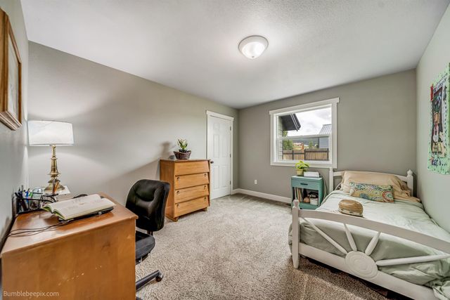 21407 N Spotted Rd, Deer Park, WA 99006