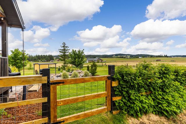 21407 N Spotted Rd, Deer Park, WA 99006