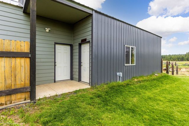21407 N Spotted Rd, Deer Park, WA 99006