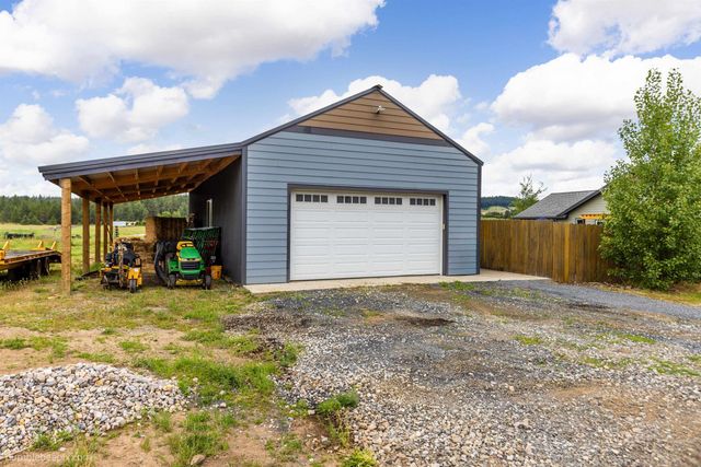 21407 N Spotted Rd, Deer Park, WA 99006
