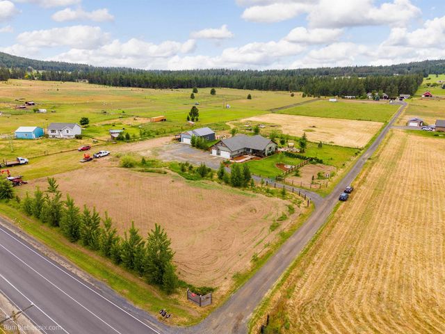 21407 N Spotted Rd, Deer Park, WA 99006