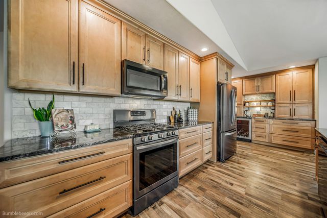 21407 N Spotted Rd, Deer Park, WA 99006