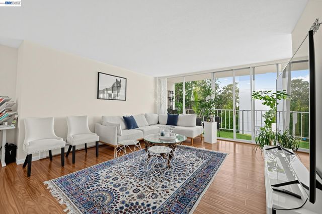400 Davey Glen Rd 4824, Belmont, CA 94002