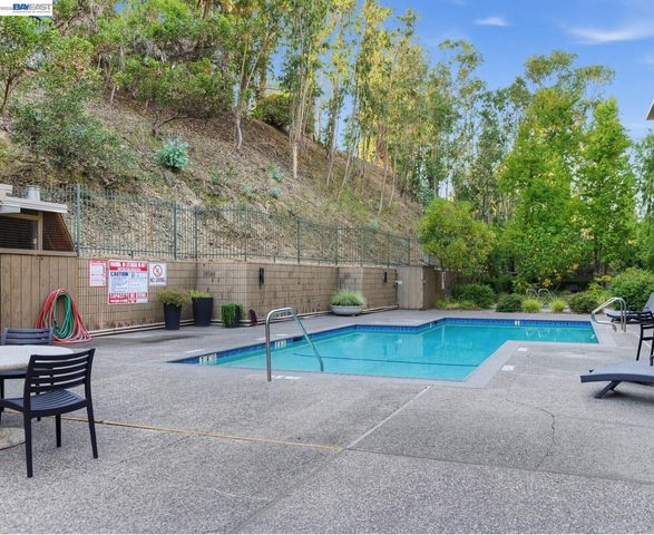 400 Davey Glen Rd 4824, Belmont, CA 94002