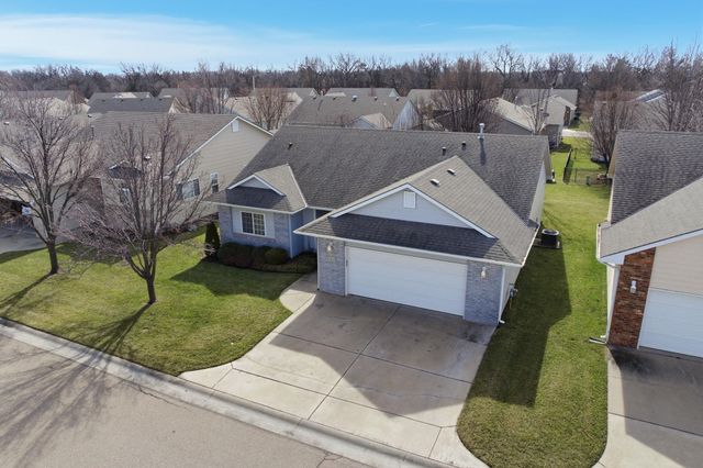 8303 W 15th St N, Wichita, KS 67212