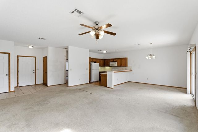 8303 W 15th St N, Wichita, KS 67212