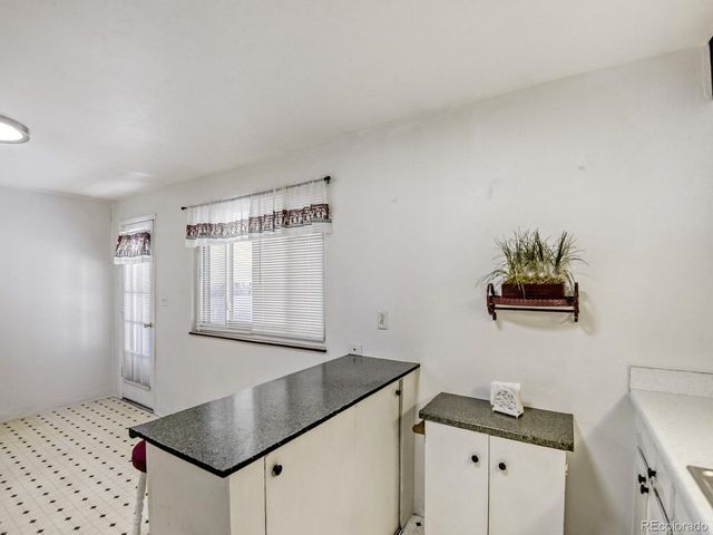 359 N 16th Ave, Brighton, CO 80601