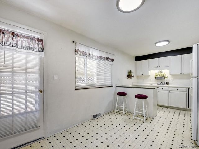 359 N 16th Ave, Brighton, CO 80601