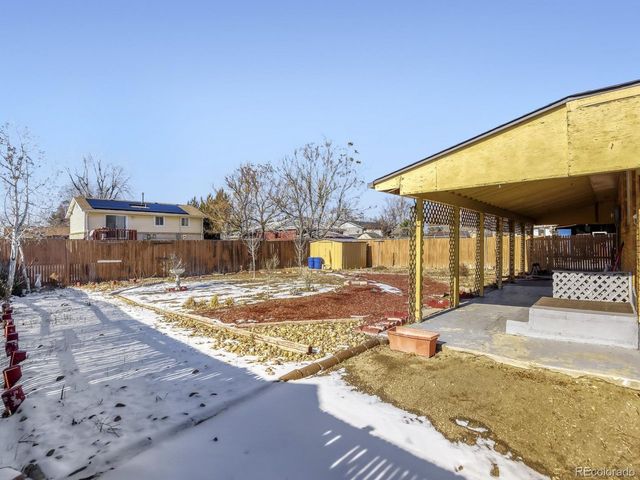 359 N 16th Ave, Brighton, CO 80601