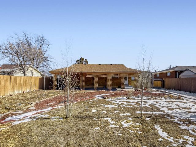 359 N 16th Ave, Brighton, CO 80601