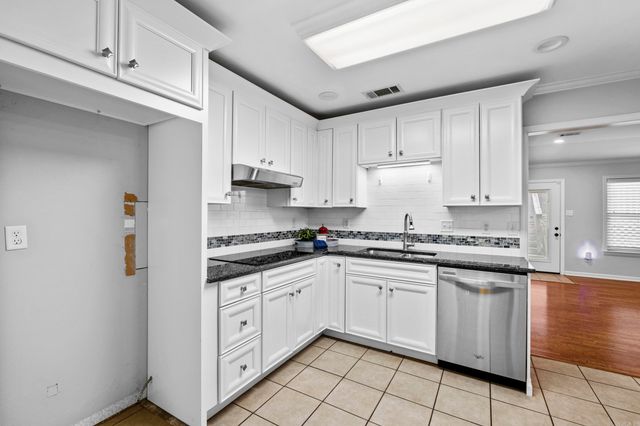 3100 S Fern Cove, Sherwood, AR 72120