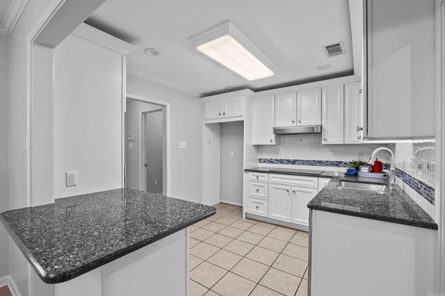 3100 S Fern Cove, Sherwood, AR 72120