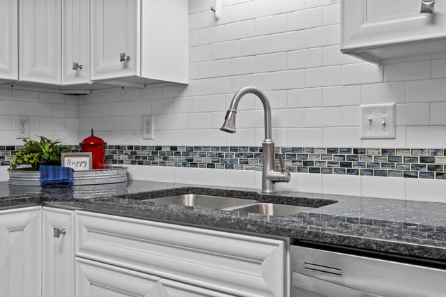 3100 S Fern Cove, Sherwood, AR 72120