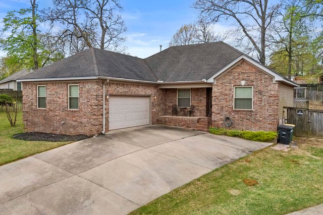 3100 S Fern Cove, Sherwood, AR 72120