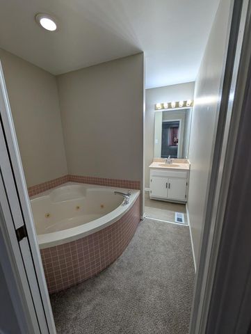 6237 Michael Lane, Matteson, IL 60443