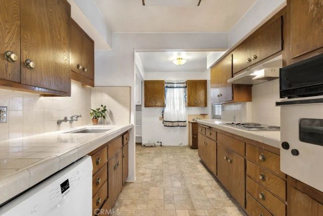 338 N Mariposa, Burbank, CA 91506