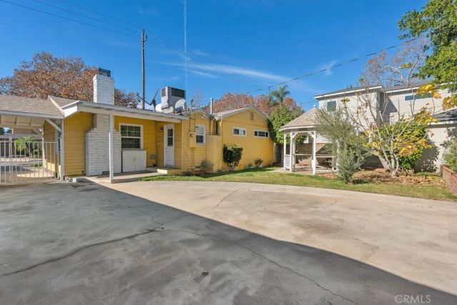 338 N Mariposa, Burbank, CA 91506