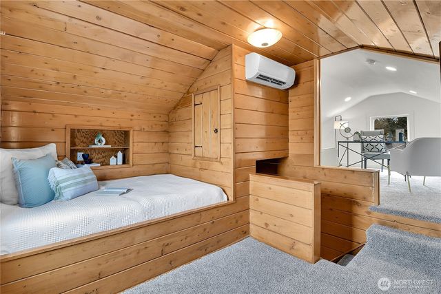 13504 15th Place NE, Seattle, WA 98125