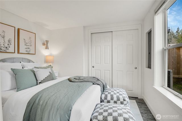 13504 15th Place NE, Seattle, WA 98125