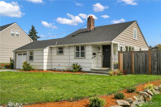 13504 15th Place NE, Seattle, WA 98125