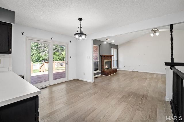1710 Doris Walter Lane, St Charles, MO 63303