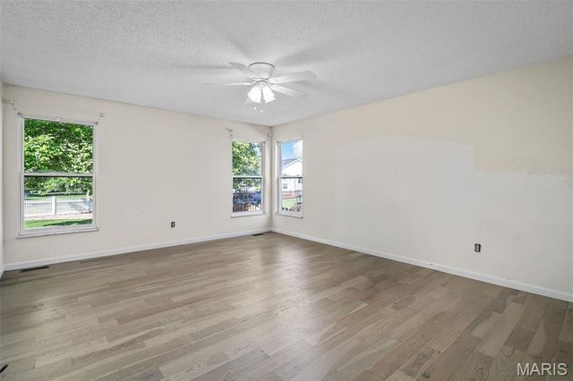 1710 Doris Walter Lane, St Charles, MO 63303