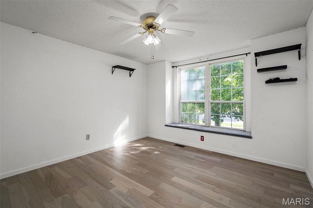 1710 Doris Walter Lane, St Charles, MO 63303