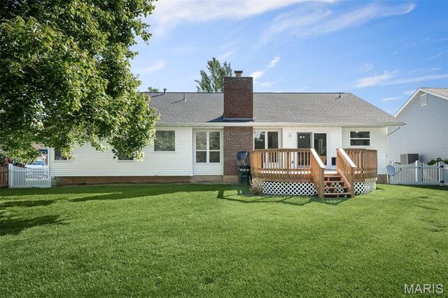 1710 Doris Walter Lane, St Charles, MO 63303