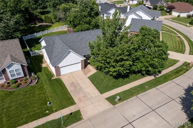 1710 Doris Walter Lane, St Charles, MO 63303
