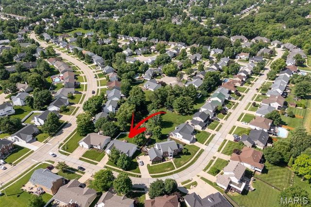 1710 Doris Walter Lane, St Charles, MO 63303