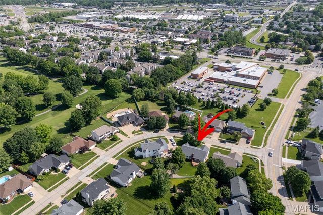 1710 Doris Walter Lane, St Charles, MO 63303