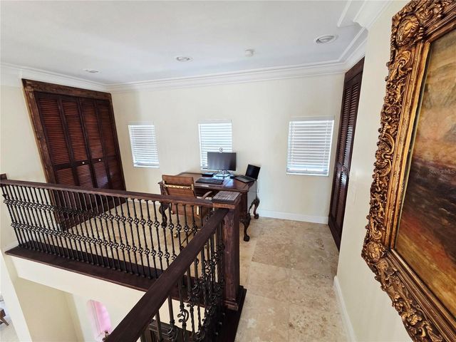411 72ND STREET S, St Petersburg, FL 33707