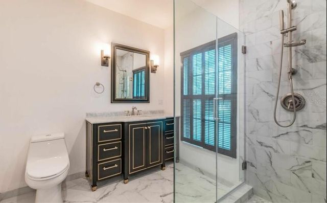 411 72ND STREET S, St Petersburg, FL 33707