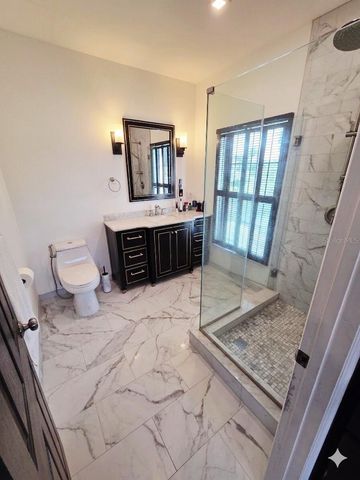 411 72ND STREET S, St Petersburg, FL 33707