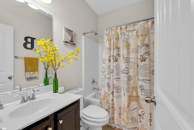 3 Dunsborough Drive, Simpsonville, SC 29680