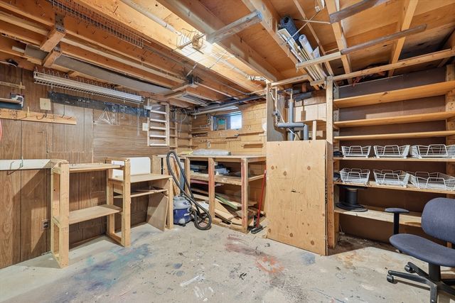 135 Pine Acre Road, Springfield, MA 01129
