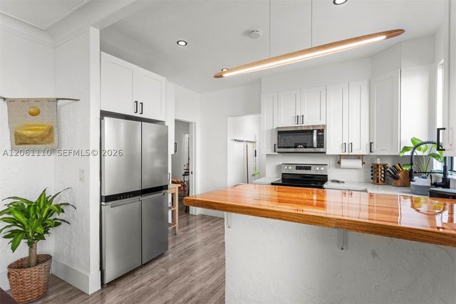 1644 SW 9th St, Miami, FL 33135