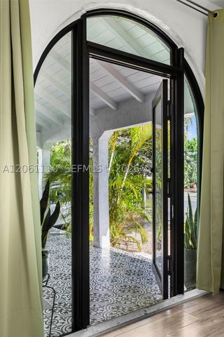 1644 SW 9th St, Miami, FL 33135