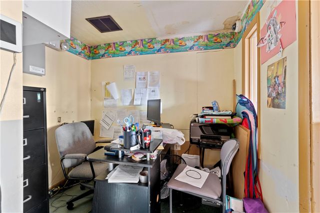 705 E Warrington Ave, Allentown, PA 15210