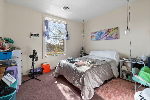 705 E Warrington Ave, Allentown, PA 15210