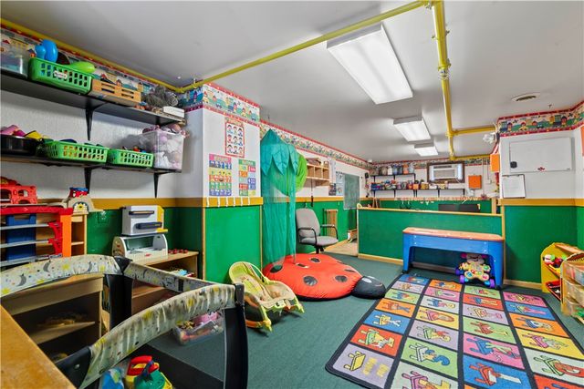 705 E Warrington Ave, Allentown, PA 15210