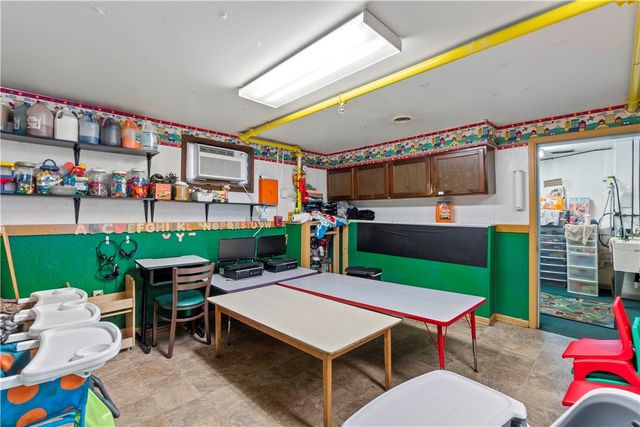 705 E Warrington Ave, Allentown, PA 15210