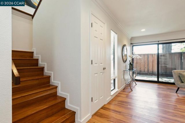 128 Via Cabrera Ln, Martinez, CA 94553