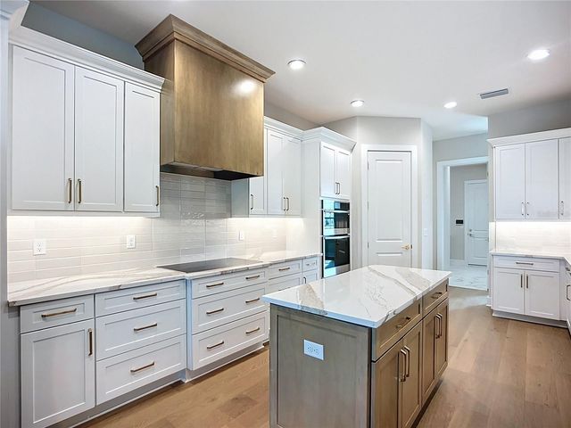 3499 QUIVER COURT, Sarasota, FL 34240