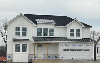 9210 Mile View Court, Sylvania, OH 43560