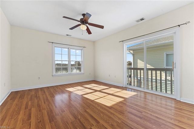 4155 Harbor Walk Ave, Norfolk, VA 23518