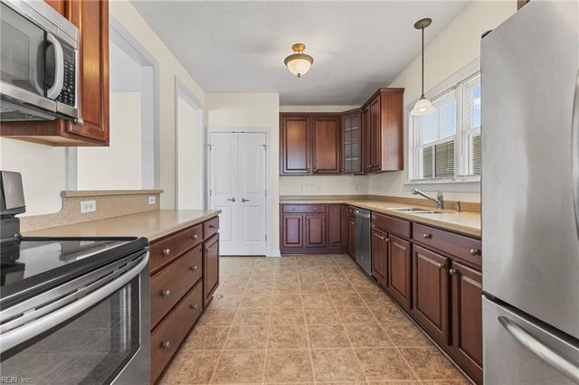 4155 Harbor Walk Ave, Norfolk, VA 23518