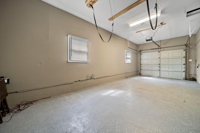 4617 Zuber Road, Orient, OH 43146
