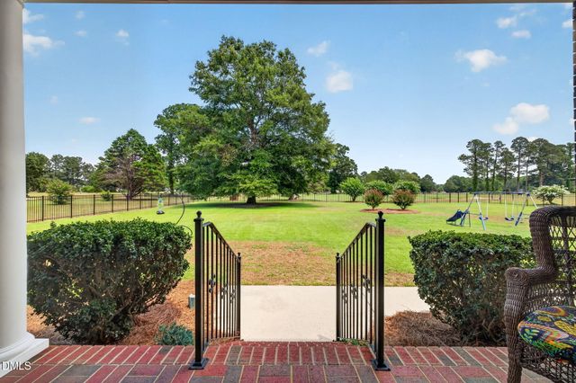 269 Sandy Ridge Road, Dunn, NC 28334